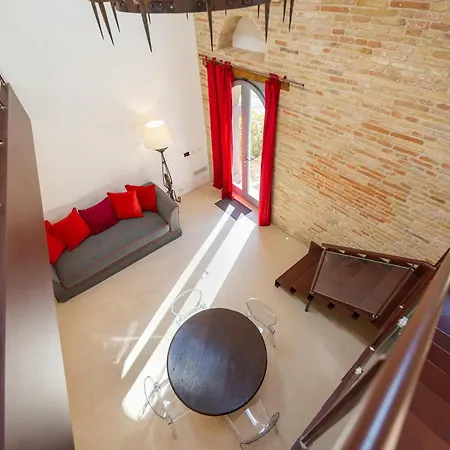 Casa Lavinia - Pool & Jacuzzi 4* Urbisaglia