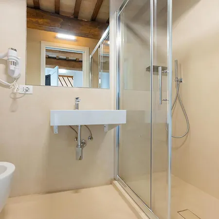 Casa Lavinia - Pool & Jacuzzi 4* Urbisaglia