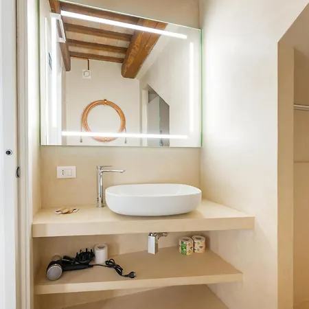 Casa Lavinia - Pool & Jacuzzi 4* Urbisaglia