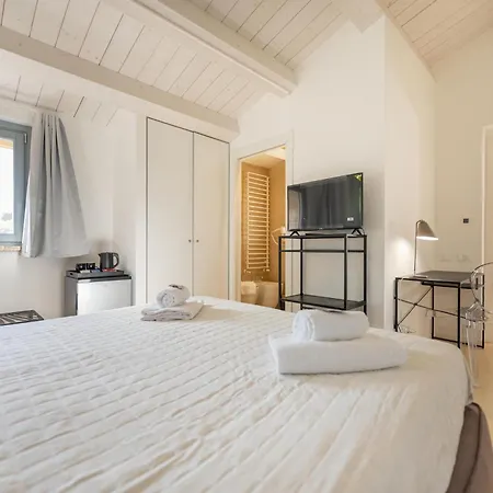 Pensjonat Casa Lavinia - Pool & Jacuzzi Urbisaglia